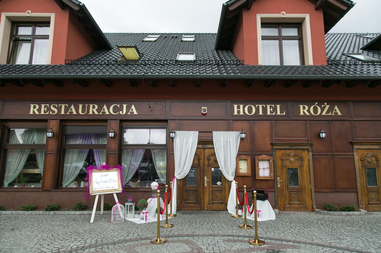 Hotel Roza Kamieniec Wroclawski Eksteriør billede